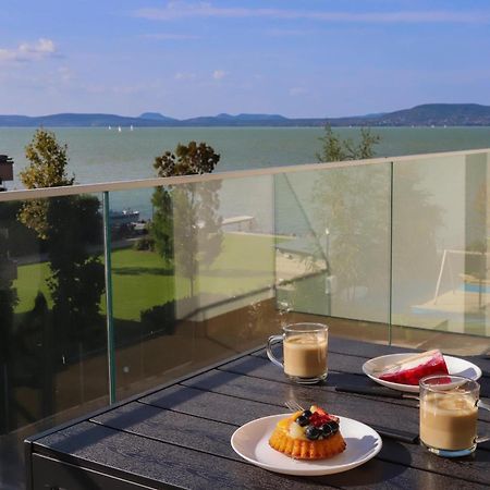 Platan Beach Apartman With Lakeview Balatonboglár Exterior foto