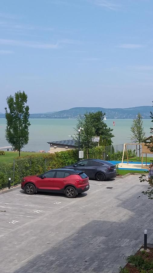 Platan Beach Apartman With Lakeview Balatonboglár Exterior foto