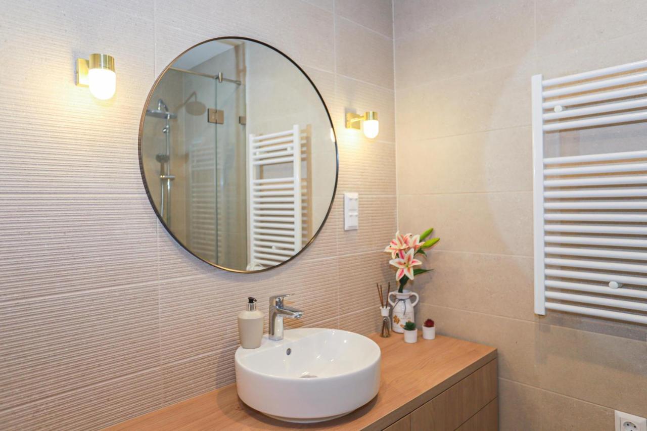 Platan Beach Apartman With Lakeview Balatonboglár Exterior foto