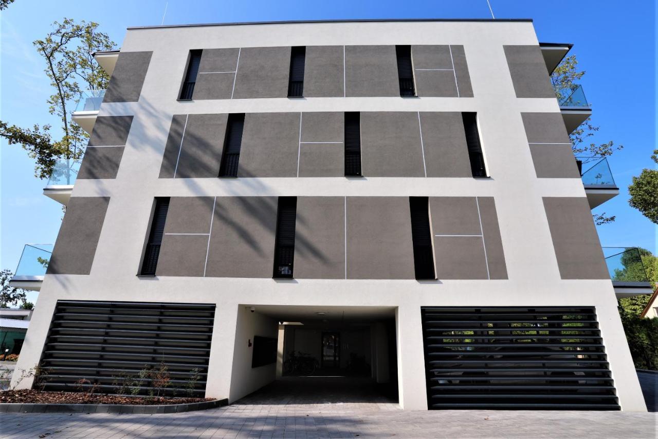 Platan Beach Apartman With Lakeview Balatonboglár Exterior foto